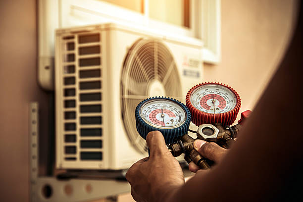 Professional Ac Installation technician working in Random Lake, WI